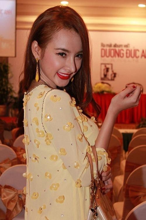 Khuôn mặt cứng đơ, năm lần bảy lượt biến dạng khiến mỹ nhân Việt vướng nghi vấn PTTM - 6