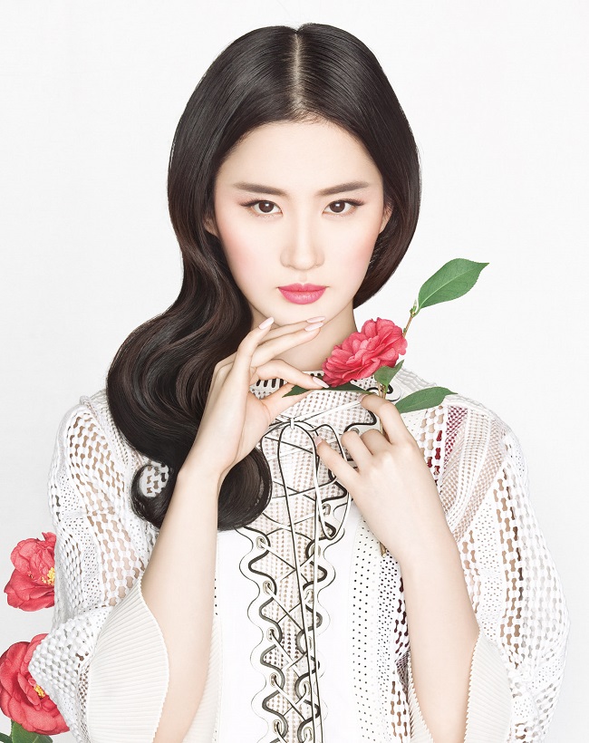 amp;#34;Thần tiên tỉ tỉamp;#34; Lưu Diệc Phi tiết lộ bí quyết chăm sóc da mềm mịn, amp;#34;nuôi lớnamp;#34; vòng 1 - 14