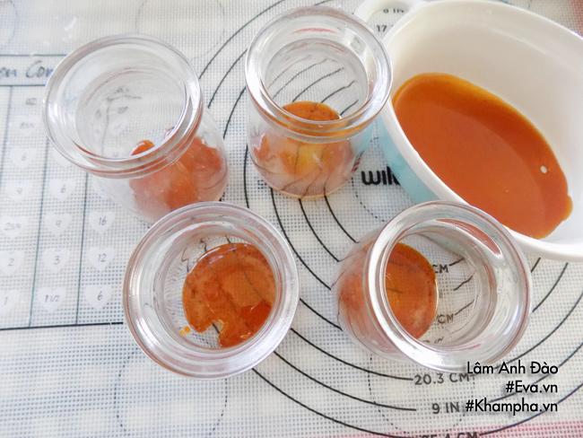 Cứ tưởng khó, hóa ra làm bánh flan mềm, mịn mượt như da em bé lại đơn giản thế này - 2