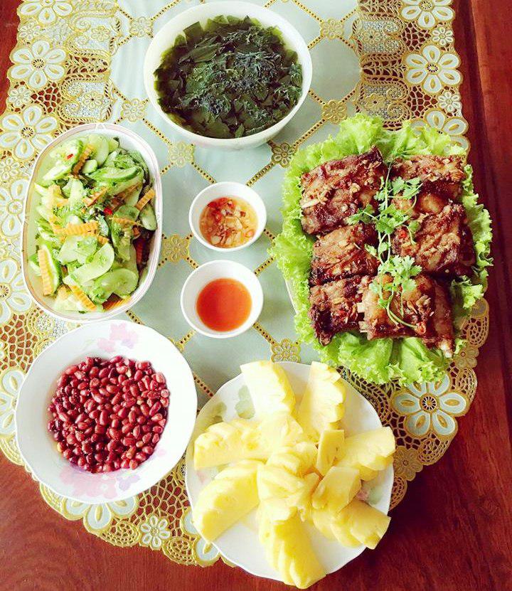 Dâu đảm 3 con miệt mài vào bếp nấu ăn làm hài lòng gia đình chồng amp;#34;tứ đại đồng đườngamp;#34; - 5