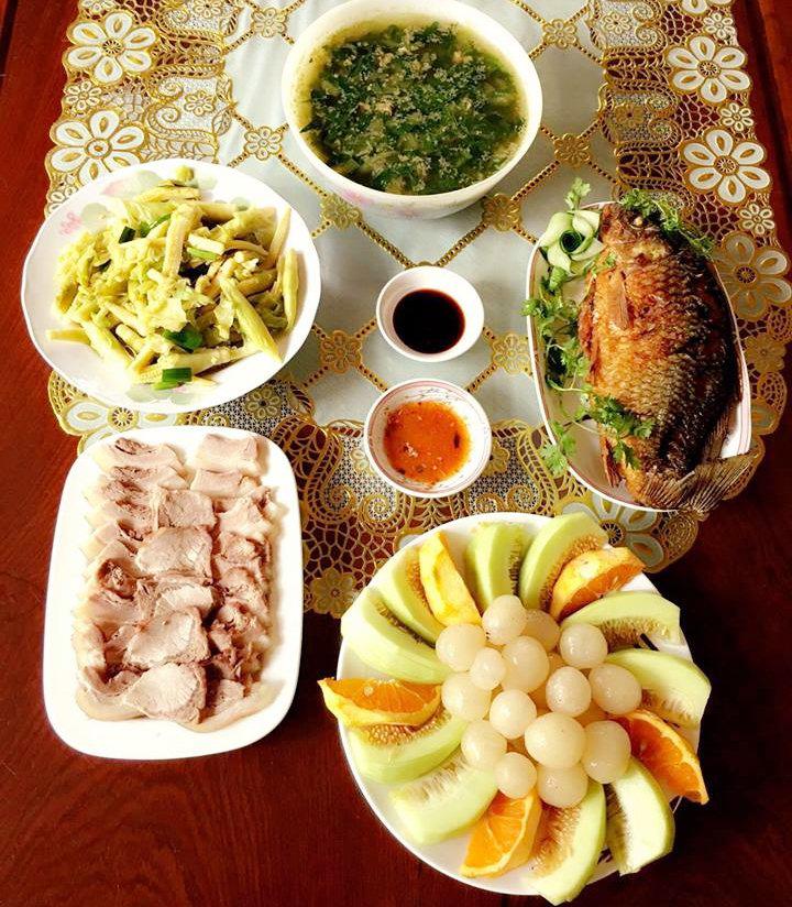 Dâu đảm 3 con miệt mài vào bếp nấu ăn làm hài lòng gia đình chồng amp;#34;tứ đại đồng đườngamp;#34; - 12