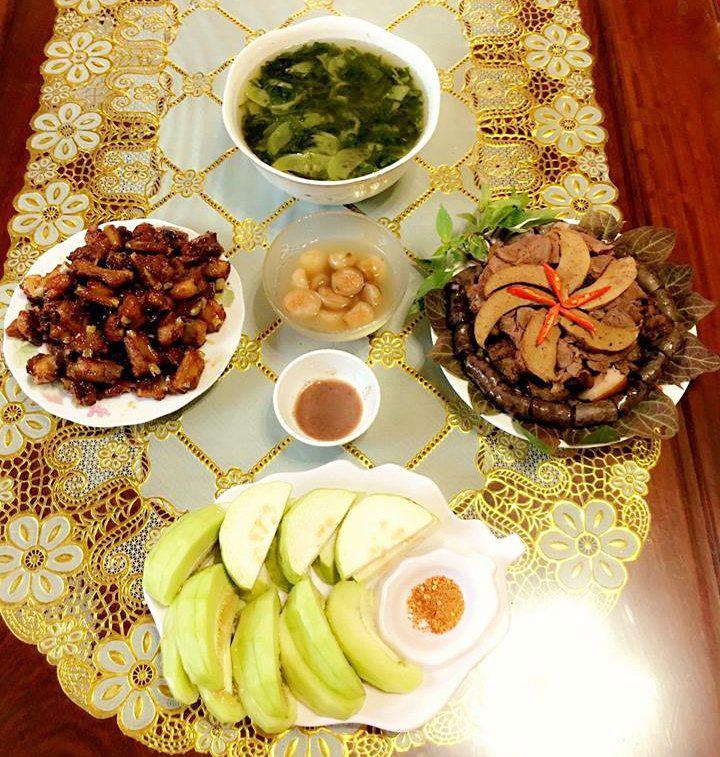 Dâu đảm 3 con miệt mài vào bếp nấu ăn làm hài lòng gia đình chồng amp;#34;tứ đại đồng đườngamp;#34; - 13