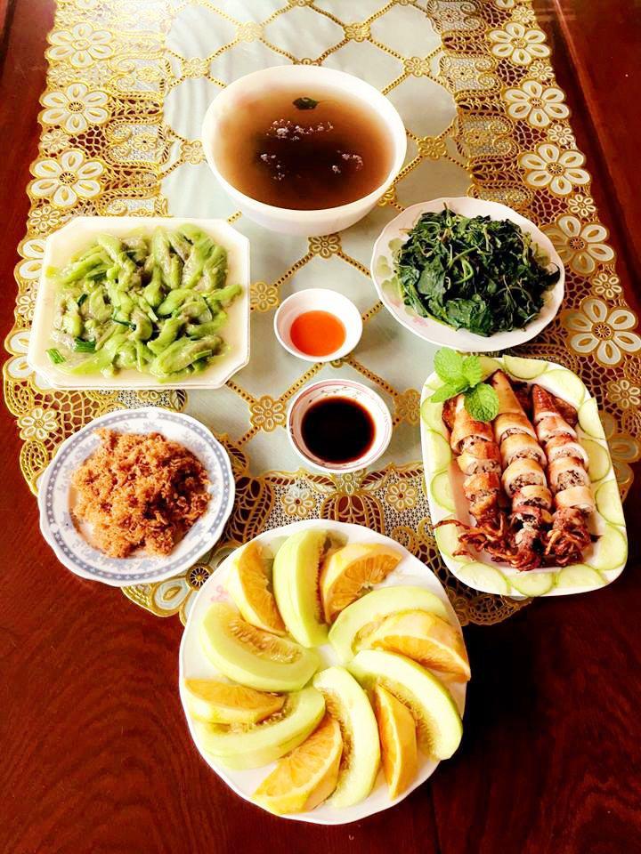 Dâu đảm 3 con miệt mài vào bếp nấu ăn làm hài lòng gia đình chồng amp;#34;tứ đại đồng đườngamp;#34; - 20