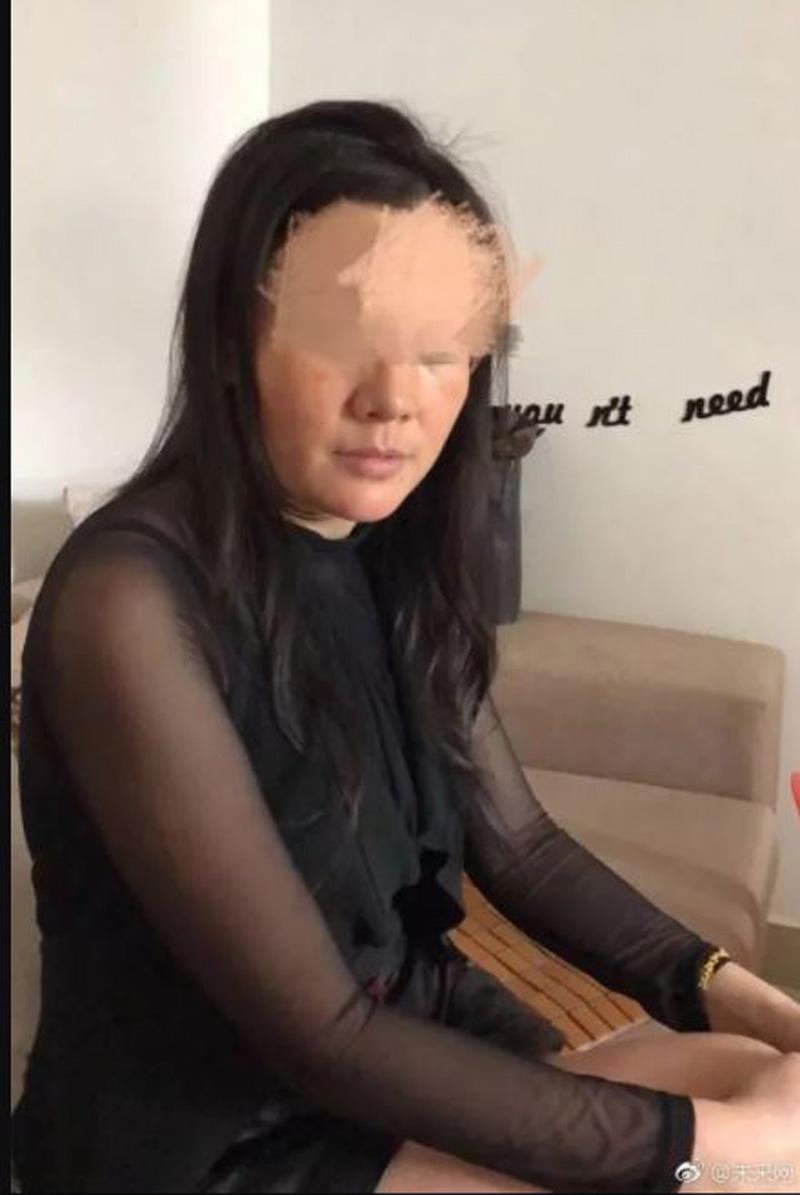 42 tuổi, nhờ trang điểm cao tay, vẫn lừa lấy được 22 tỷ từ trai trẻ! - 4