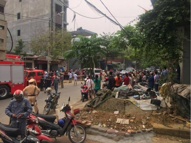 Sạt lở đất khi đang đào móng nhà khiến 3 người chết, 1 người bị thương - 1