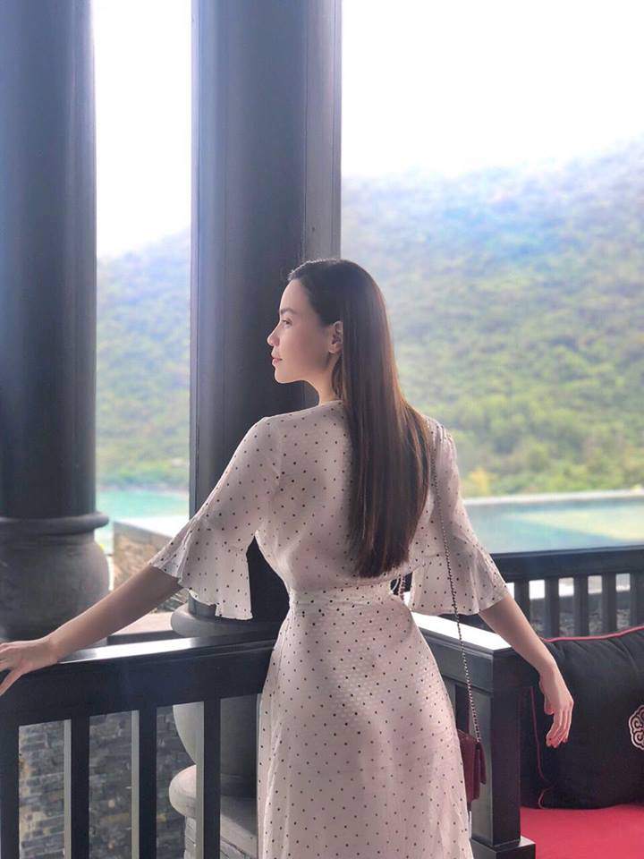 Trời quá nóng, đến biểu tượng thời trang như Hồ Ngọc Hà cũng chịu thua - 6