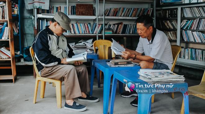 Bà giáo già góp nhặt hàng nghìn cuốn sách báo cũ mở thư viện ngoài trời…miễn phí - 6