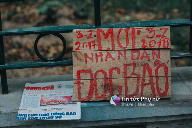 Bà giáo già góp nhặt hàng nghìn cuốn sách báo cũ mở thư viện ngoài trời…miễn phí - 2