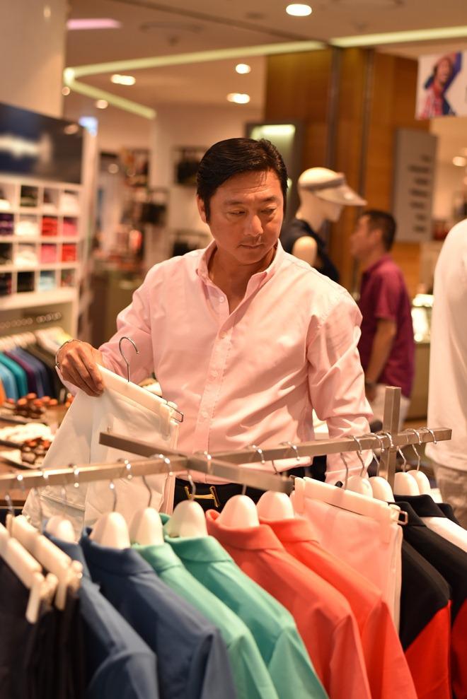 Bất ngờ với hình ảnh cựu tuyển thủ lừng danh Huỳnh Đức bên Việt Anh amp;#34;Người phán xửamp;#34; - 5