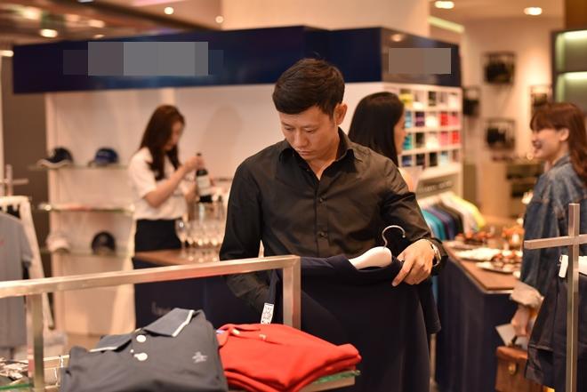 Bất ngờ với hình ảnh cựu tuyển thủ lừng danh Huỳnh Đức bên Việt Anh amp;#34;Người phán xửamp;#34; - 10