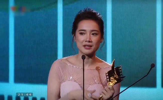 Sau ồn ào đời tư, Nhã Phương bật khóc: amp;#34;Giải Cánh diều vàng là phao cứu sinh của tôiamp;#34; - 3