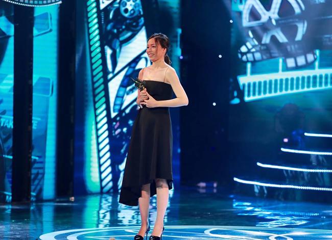 Sau ồn ào đời tư, Nhã Phương bật khóc: amp;#34;Giải Cánh diều vàng là phao cứu sinh của tôiamp;#34; - 6