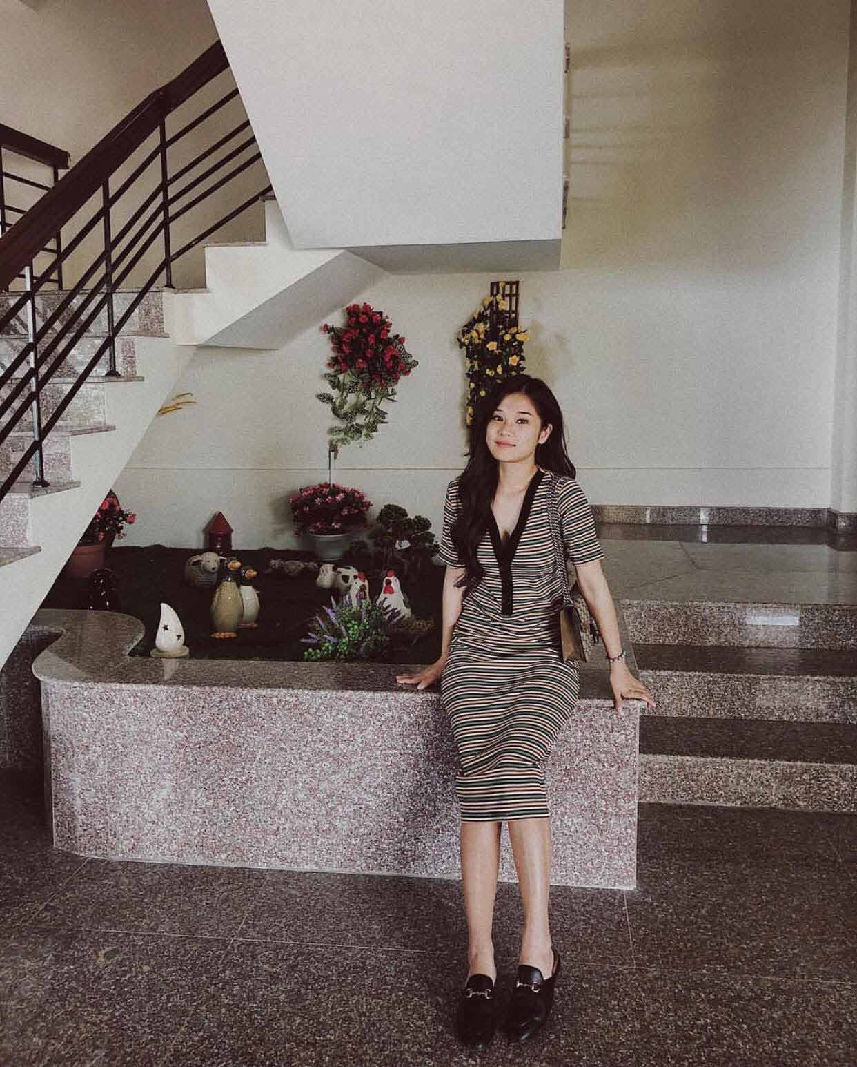 Chán giày cao gót, sao Việt chi hàng chục triệu cho kiểu dép... amp;#34;loẹt quẹtamp;#34; - 15