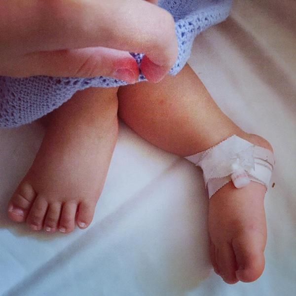 Thiếu kiến thức xử trí khi trẻ sốt cao, mẹ Hà Nội khiến con 10 tháng suýt gặp nguy hiểm - 2