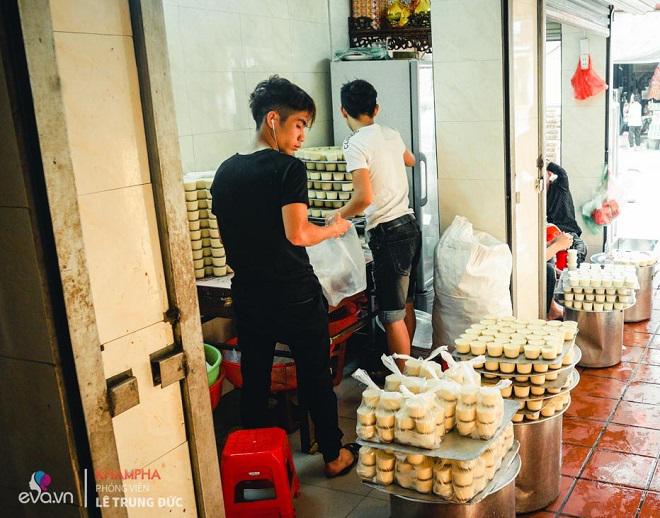 Quán caramen nức tiếng Hà Nội ngày bán 3000 hộp của ông bố 6X - 13