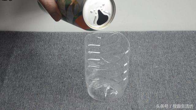 Mẹo bắt amp;#34;sạch báchamp;#34; muỗi trong nhà chỉ cần một ít bia uống dở và thứ nhà nào cũng có - 2