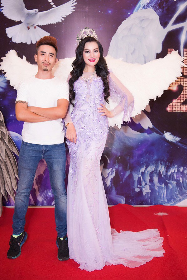 Nữ hoàng Sắc đẹp Doanh nhân Trần Huyền Nhung làm vedette trong đêm Angel Night 2018 - 5
