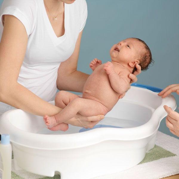 24 giờ đầu tiên sau sinh, mẹ nhớ phải làm 10 điều này ngay cho bé - 5