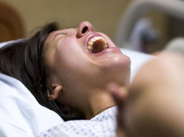 Những vấn đề amp;#34;đỏ mặtamp;#34; trong phòng sinh chỉ các mẹ đẻ rồi mới hiểu - 2