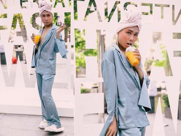 Trời nóng như đổ lửa thế này, mới càng phục các tín đồ thời trang chịu khó của Việt Nam!