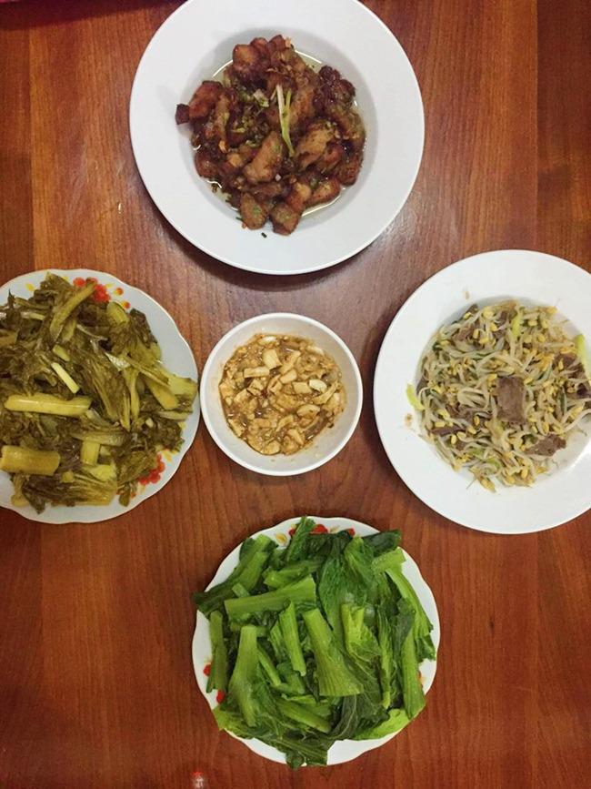 Vợ đảm ngày nào cũng vào bếp nấu nhiều bữa ăn ngon khiến chồng tăng 3kg sau cưới - 15