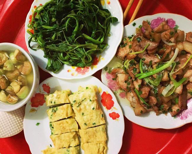 Vợ đảm ngày nào cũng vào bếp nấu nhiều bữa ăn ngon khiến chồng tăng 3kg sau cưới - 5