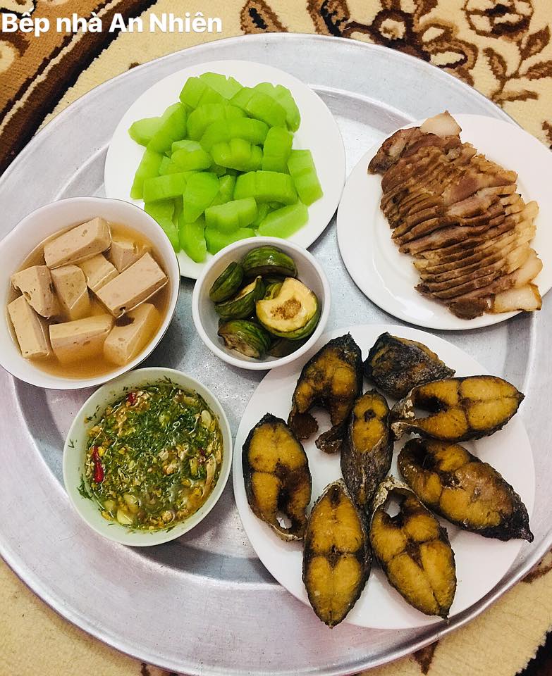 Gần 10 năm làm vợ, 8x suốt ngày được chồng đi chợ nấu cơm, chăm sóc như amp;#34;bà hoàngamp;#34; - 2