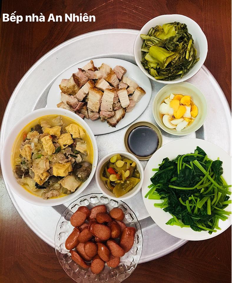 Gần 10 năm làm vợ, 8x suốt ngày được chồng đi chợ nấu cơm, chăm sóc như amp;#34;bà hoàngamp;#34; - 11