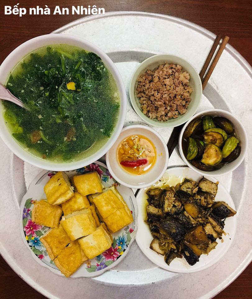 Gần 10 năm làm vợ, 8x suốt ngày được chồng đi chợ nấu cơm, chăm sóc như amp;#34;bà hoàngamp;#34; - 13