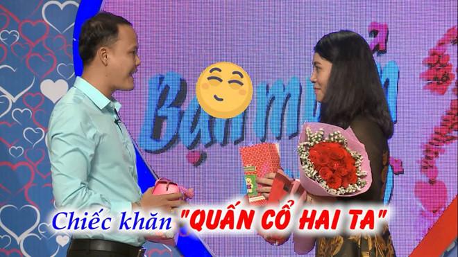 Chàng trai tìm bạn gái da trắng để amp;#34;mân mê mùi mẫnamp;#34; khiến khán giả cười lăn - 3