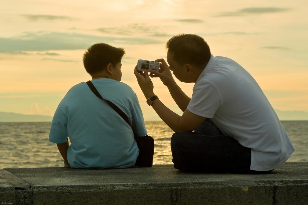 Gần đến ngày tái hôn, tôi rụng rời khi nghe em trai tiết lộ bí mật về vợ sắp cưới - 1