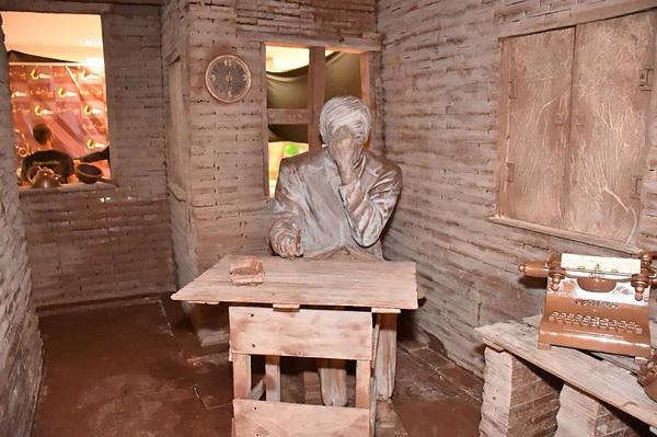 Nhìn xa tưởng nhà gạch cũ nát, ai ngờ ngôi nhà được xây từ vật liệu amp;#34;ai cũng thèmamp;#34; - 7