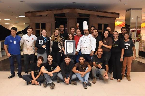 Nhìn xa tưởng nhà gạch cũ nát, ai ngờ ngôi nhà được xây từ vật liệu amp;#34;ai cũng thèmamp;#34; - 9