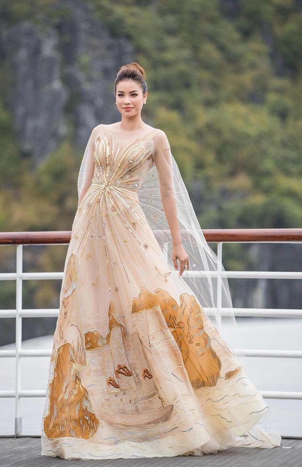 Phạm Hương là nàng Hoa hậu thay đổi phong cách chóng mặt nhất Vbiz - 9