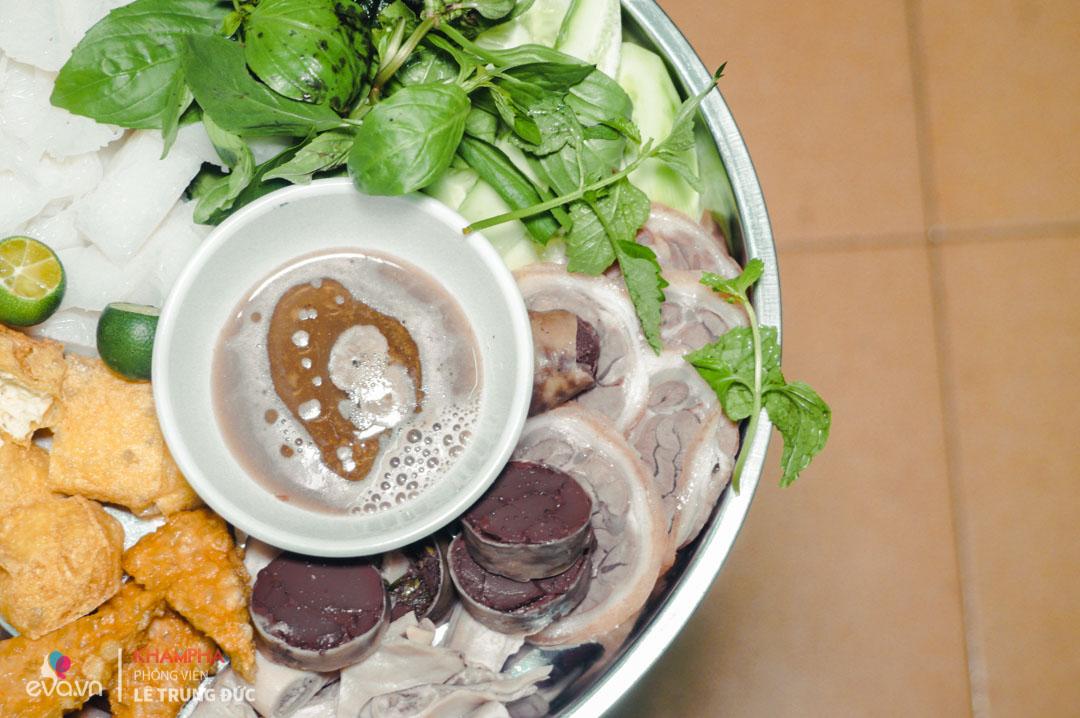 Quán bún đậu 30 năm được nhiều sao nổi tiếng phong danh hiệu amp;#34;chưa ăn thì chưa tới Hà Nộiamp;#34; - 4
