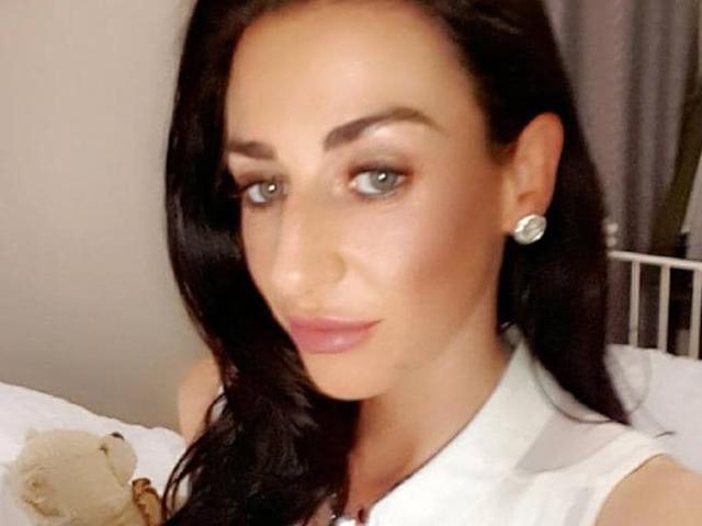 Sau một cuộc gọi, cô gái mất sạch đồ đạc chỉ vì hành động ngu ngốc của bạn cùng phòng - 1