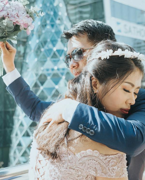 Yêu từ cái nhìn đầu tiên với một bức ảnh, chàng amp;#34;cưa đổamp;#34; và hỏi cưới nàng sau... 30 ngày - 3