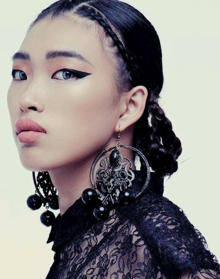 Phải chăng đây chính là 2 đại diện Việt Nam tại Asia’s Next Top Model 2018? - 9