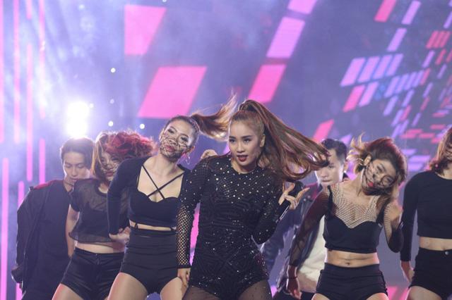 Phạm Anh Khoa bị nữ biên đạo múa tố thiếu chuyên nghiệp - 2