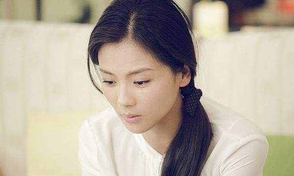 Tâm sự nhói lòng: amp;#34;Dành cả thanh xuân bên chồng, cuối cùng vẫn thua một vòng eo son rỗiamp;#34; - 2