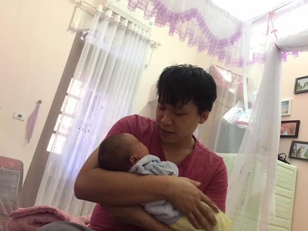 Ông bố Quảng Ninh dỗ con bằng chiêu amp;#34;độcamp;#34; khiến mẹ bỉm sữa nào cũng phải khen amp;#34;khéo thếamp;#34; - 3