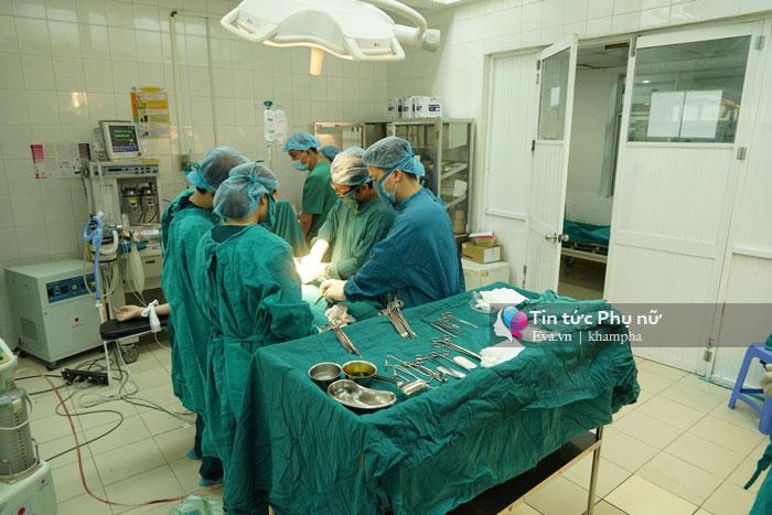 Những chuyện amp;#34;dở khóc dở cườiamp;#34; của bác sĩ BV Phụ sản sau cánh cửa phòng đẻ mổ - 3