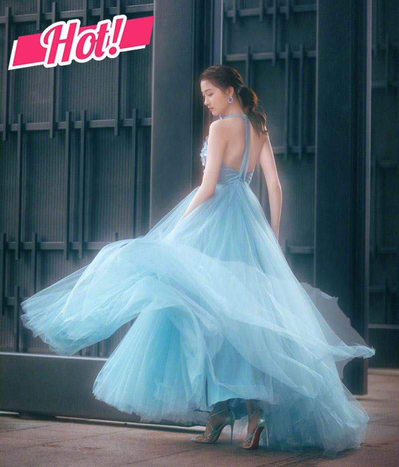 Dịp nghỉ lễ này, amp;#34;bảng phong thầnamp;#34; sao đẹp - sao xấu gọi tên những ai? - 5