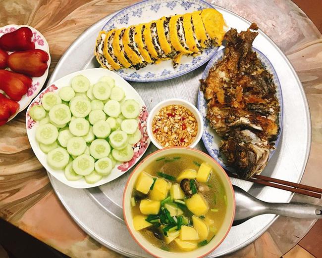 Có gì trong bữa cơm của cô vợ 9x được chồng khen amp;#34;cơm nhà hàng không bằng vợ nấuamp;#34;? - 8