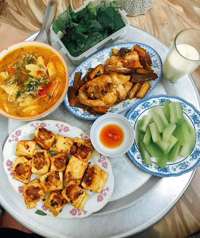 Có gì trong bữa cơm của cô vợ 9x được chồng khen amp;#34;cơm nhà hàng không bằng vợ nấuamp;#34;? - 9