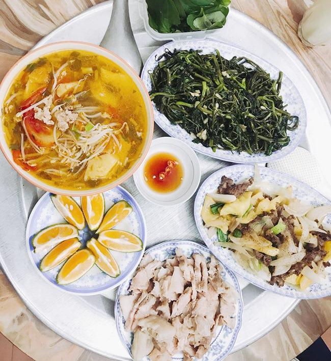 Có gì trong bữa cơm của cô vợ 9x được chồng khen amp;#34;cơm nhà hàng không bằng vợ nấuamp;#34;? - 13