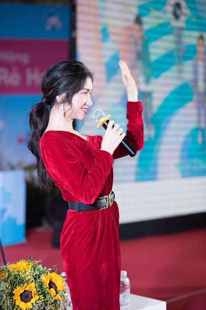 Hòa Minzy hoang mang kể lại câu chuyện bị Hội Thánh đức chúa trời tiếp cận khi đi hát - 2