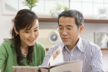 Nỗi tủi hờn của cô vợ tuổi đôi mươi bị chồng già amp;#34;bỏ đóiamp;#34; - 3