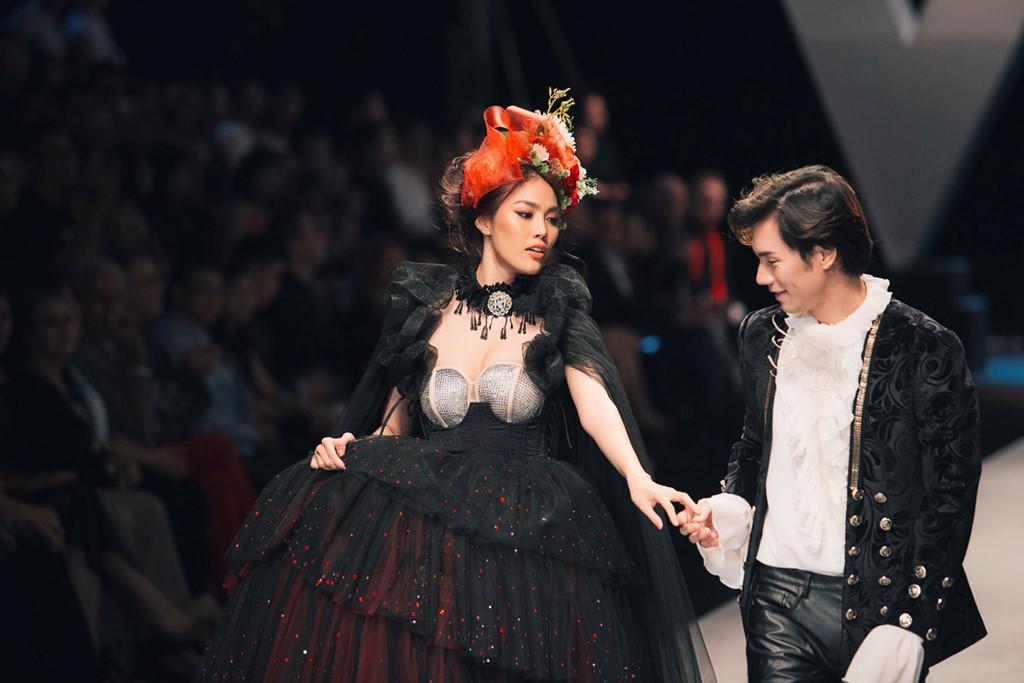 Bằng chứng cho thấy Lan Khuê chính là người đẹp... té nhiều nhất trong Showbiz - 3