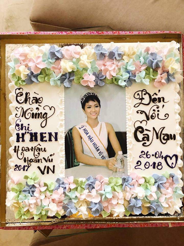 Phạm Hương làm show thời trang, Mai Phương Thuý tiếp tục gây choáng vì hàng hiệu - 6
